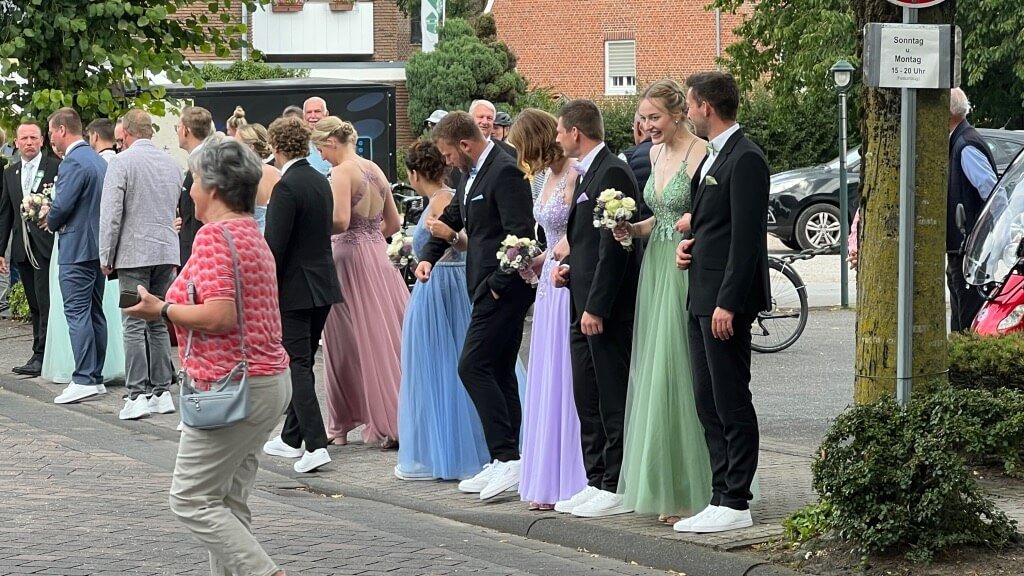 Je bekijkt nu Schützenfest-Sonntag in Oeding
