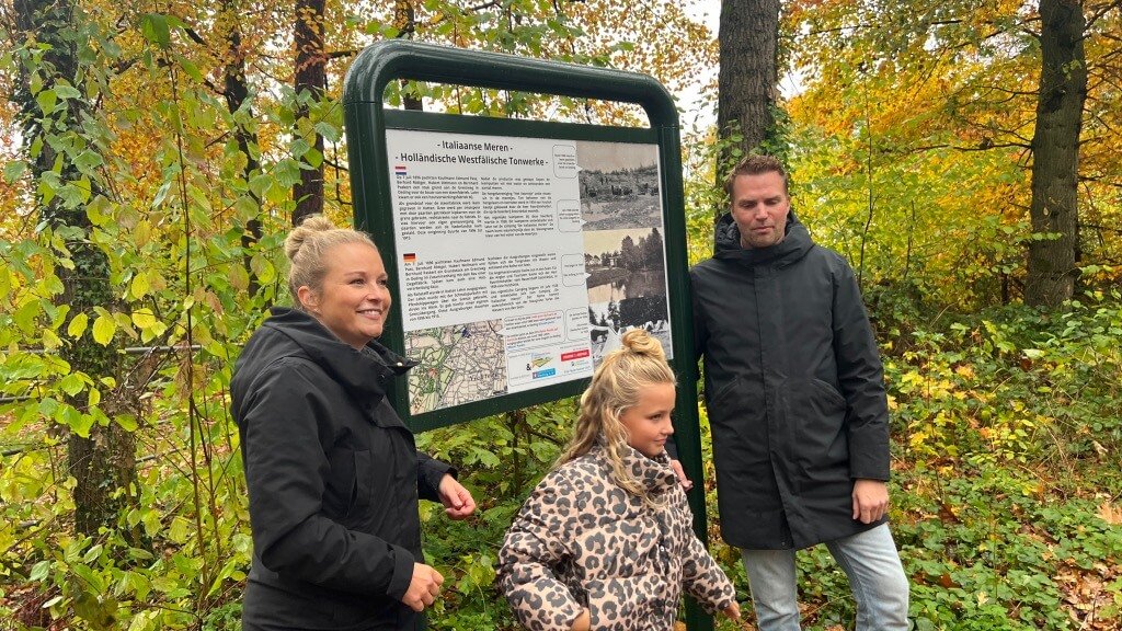 Je bekijkt nu Onthulling informatiepaneel bij de Italiaanse Meren