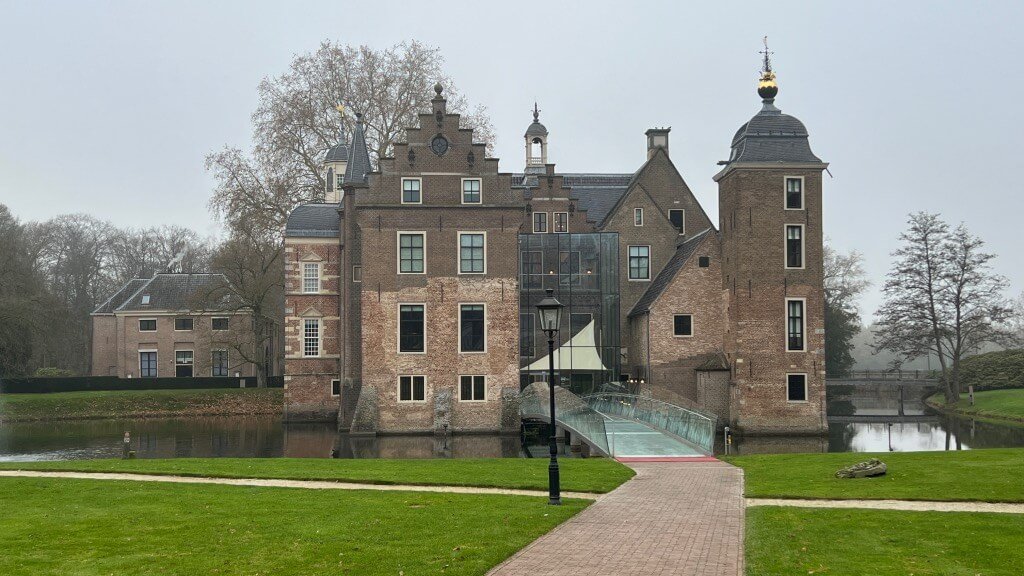 Je bekijkt nu Expositie Carel Willink en Chique Le Freak