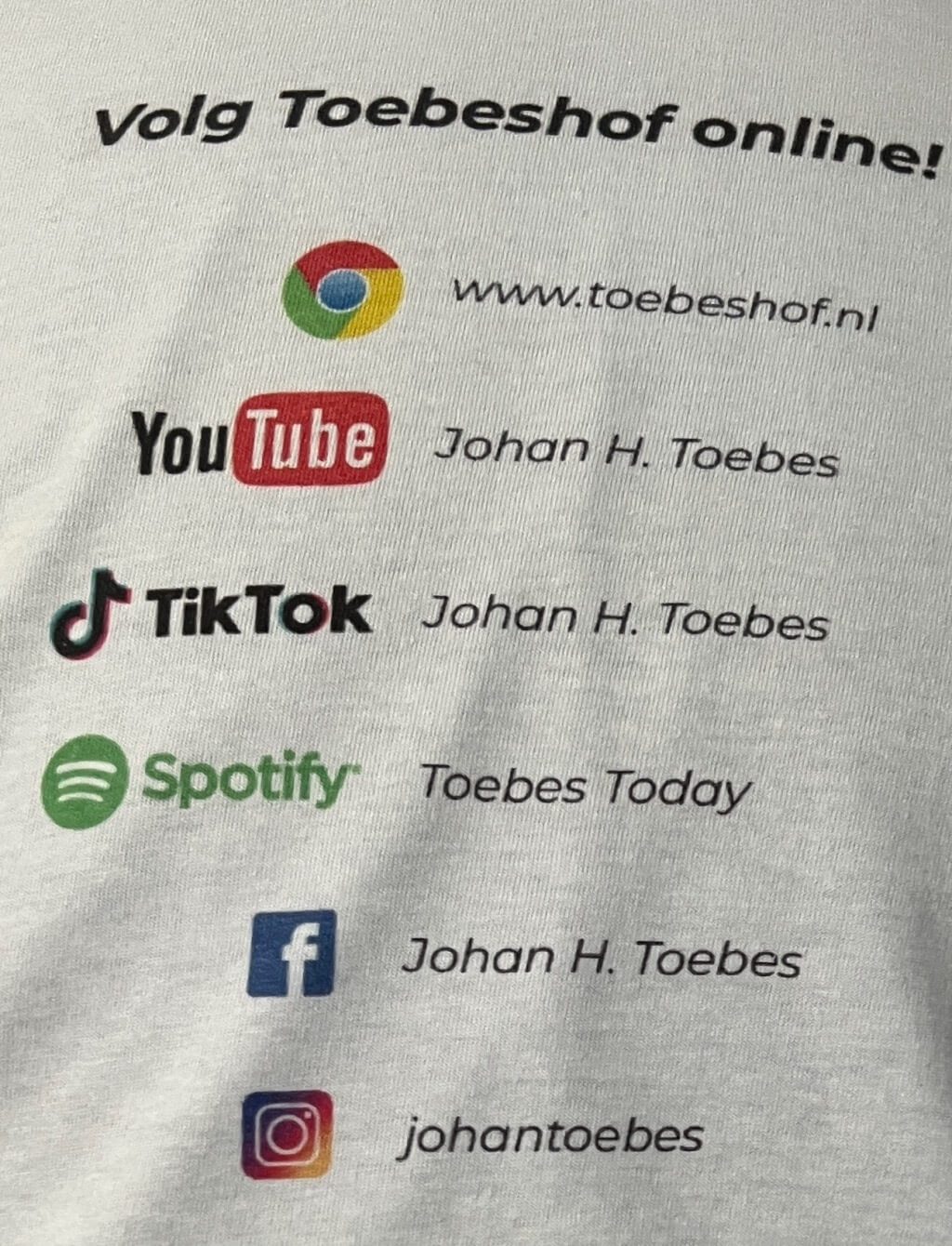 Je bekijkt nu T-shirt met opdruk van online-activiteiten!